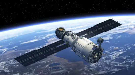 Lanzan satélite diseñado para mejorar conectividad en Lationoamérica